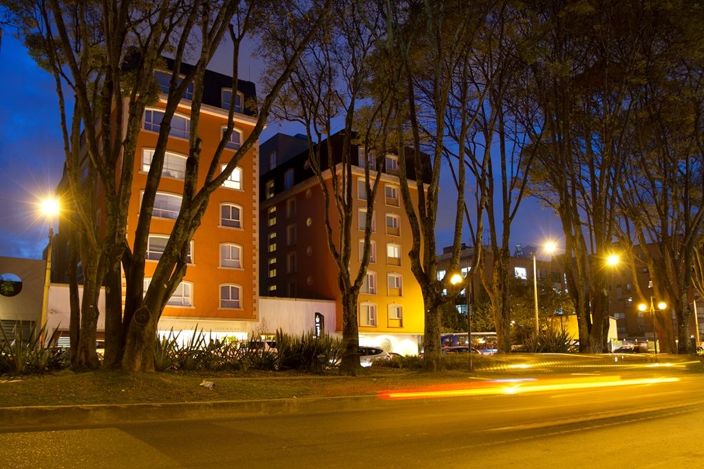 Nh Bogota Pavillon Royal Hotel Exterior photo