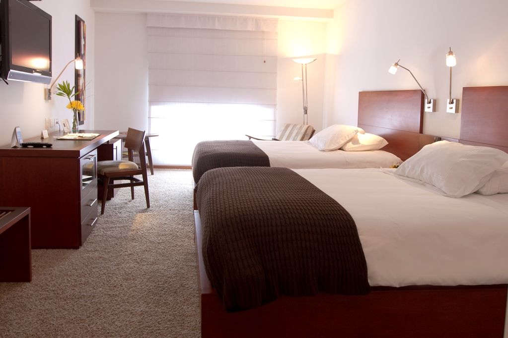 Nh Bogota Pavillon Royal Hotel Room photo