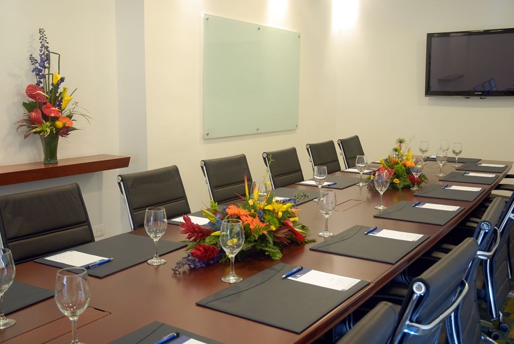 Nh Bogota Pavillon Royal Hotel Facilities photo